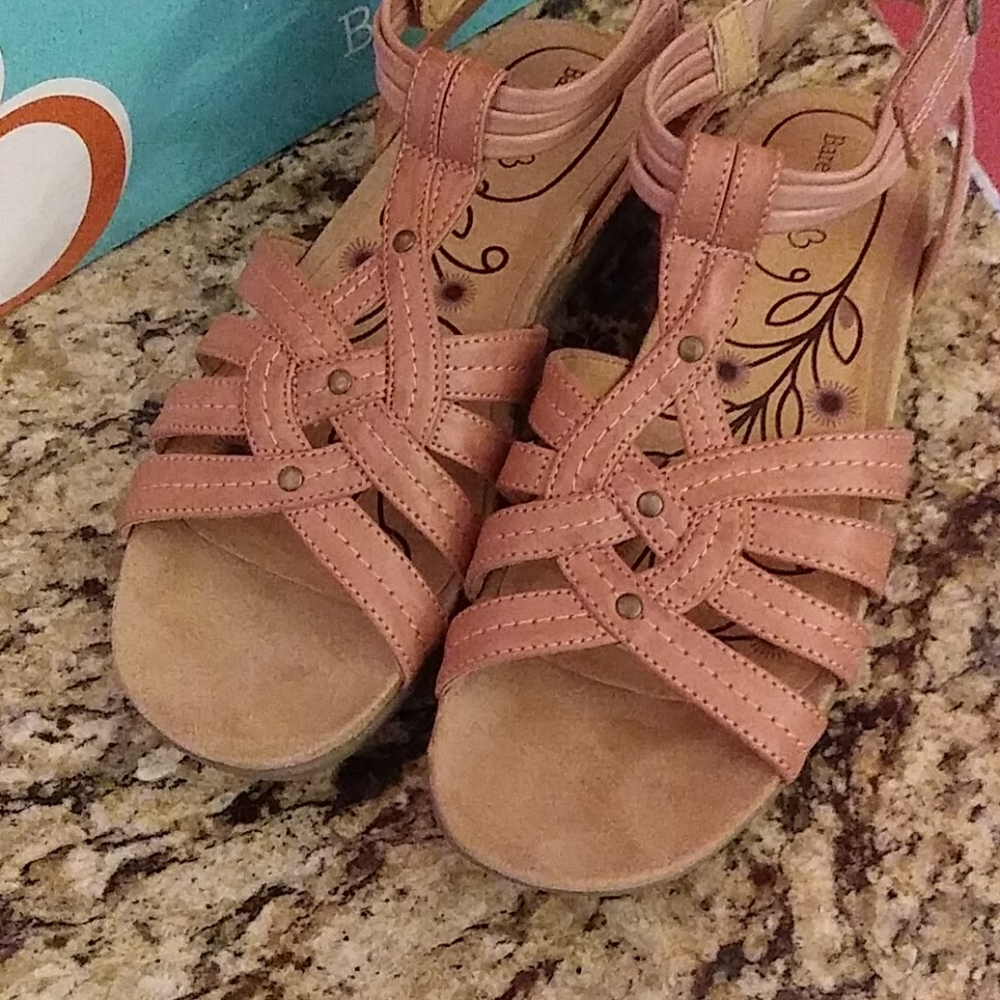 0326 BareTrap Kylie Sandals - Picture 8 of 8
